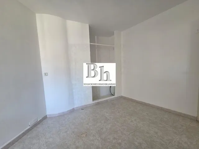 Encantador piso en el centro de Torremolinos con terraza — 18