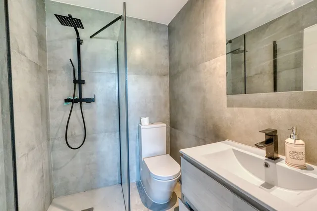 Chalet 4 habitaciones 339m² en venta - Istan pueblo — 7