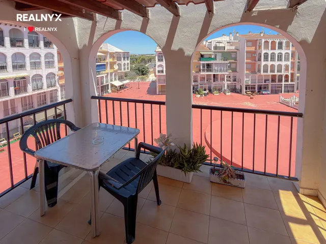 La Veleta! Exclusivo ático reformado con encanto + Amplia terraza con vistas maravillosas al mar (200 m de la playa) — 13
