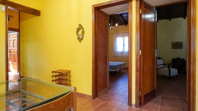 CASA REFORMADA CON AMPLIO TERRENO EN LA SOLANA, SAN MATEO — 23