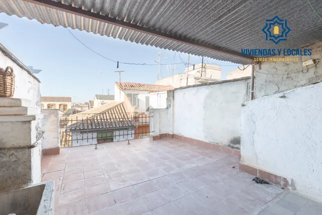 Oportunidad junto a plaza Trinidad — 32
