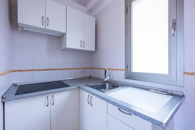 ATICO PARA REFORMAR CON GRAN TERRAZA A 200M DEL MAR — 9