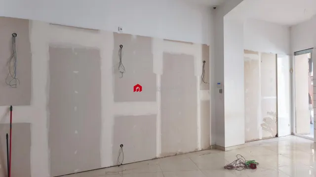 En venta local comercial en el centro de Tortosa. — 22