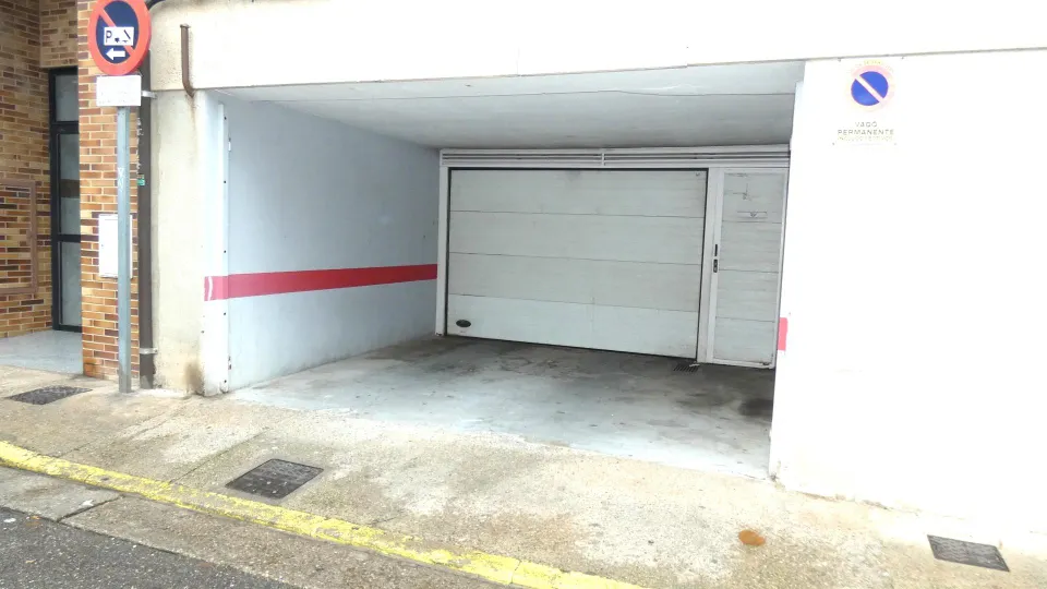 Plazas de garaje a la venta en Casetas - Zaragoza. Referencia VL/12112025.