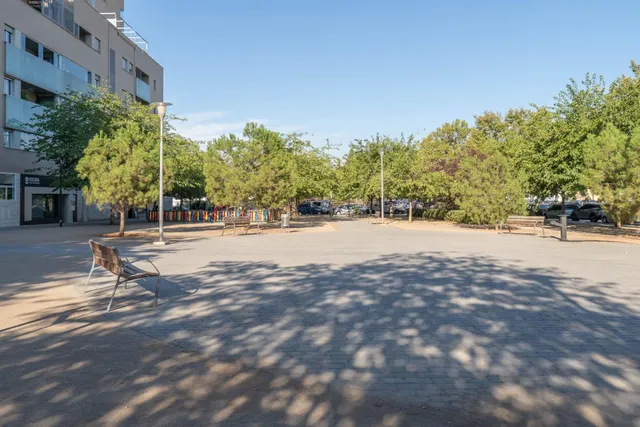 Local comercial en el PTS — 22