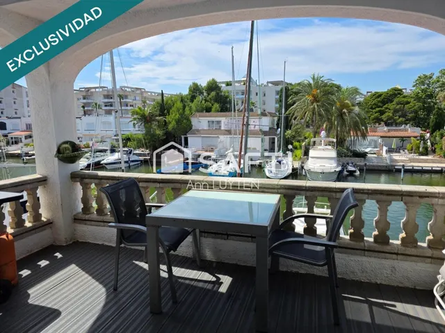 Apartamento con amarre privado y licencia turística Roses - foto 2