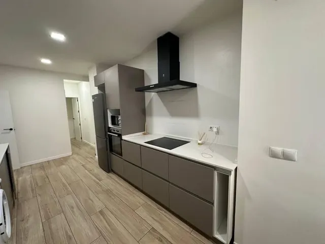 Apartamento 2 habitaciones 90m² en venta - Mercado — 13