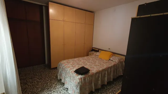 PISO GRANDE Y LUMINOSO, 4º SIN ASCENSOR — 11