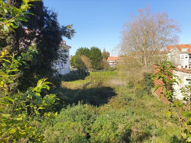 Terreno urbano en venta - Llanes