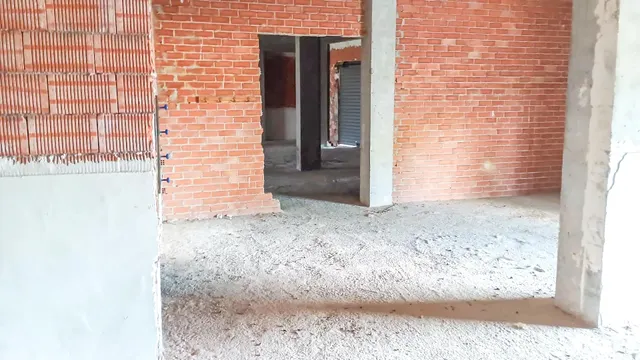 ALQUILER LOCAL COMERCIAL EN LA MEJOR UBICACIÓN DE ALTABIX NUEVO, CON 32m FACHADA Y 9 PERSIANAS A LA CALLE!!! — 16