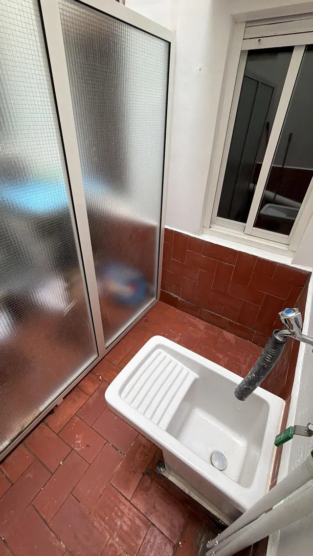 Piso reformado de 3 habitaciones con patio en Gràcia — 21