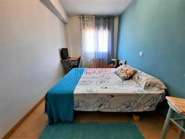 PISO EN VENTA EN NAVALUEGA, EN EL CENTRO DEL  PUEBLO — 31