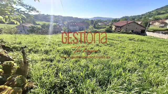 TERRENO URBANO EN LLOREDA. SANTA MARÍA DE CAYON. — 4