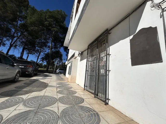 Local comercial 140m² en venta - Villamartin — 3