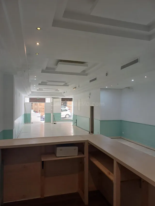 Local comercial 165m² en alquiler - Tarragona