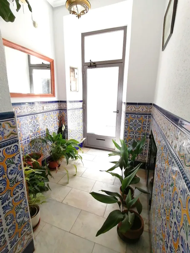 CASA + LOCAL + ESTUDIO - En Calle Pizarro, en la Ciudad de C - foto 2