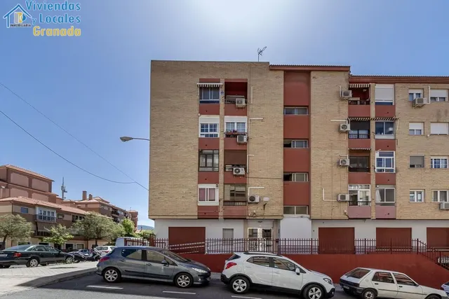 Piso junto Camino Bajo de Huetor — 17