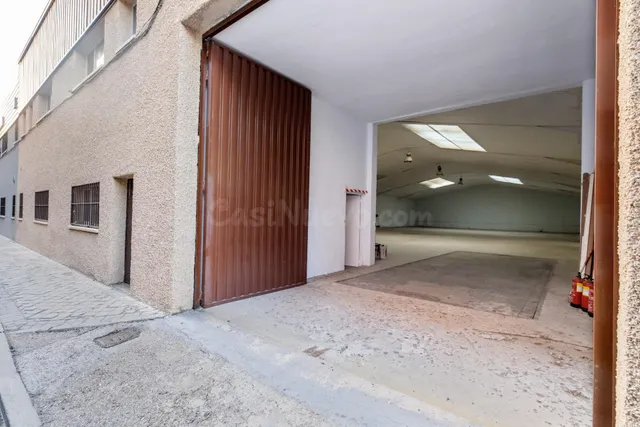 Nave industrial 750m² en alquiler - Aeropuerto - foto 2