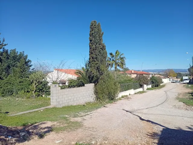 Terreno de de 1.877 m2 en venta en calle Riu Xúquer , Riba-R