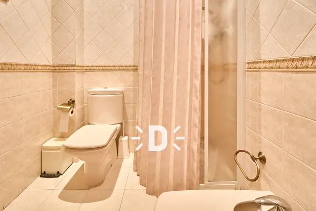 SE ALQUILA BONITA VIVIENDA EN BENETUSSER — 38