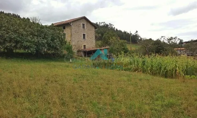 Se vende casa de pueblo en Bárcena de Cicero - foto 3
