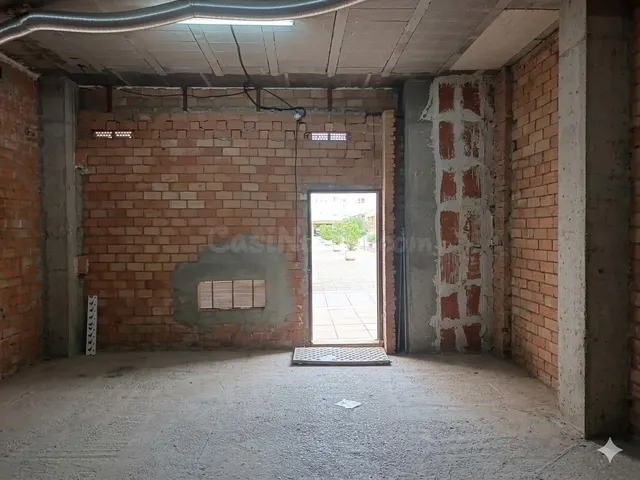 LOCAL COMERCIAL - foto 2