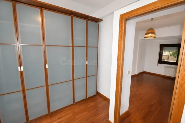 Piso 1 habitación 65m² en alquiler - Nuevos Ministerios-Ríos - foto 3