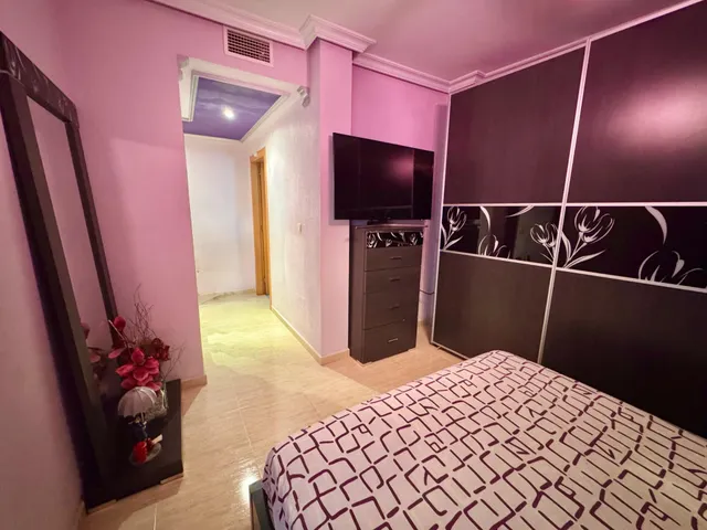 ESTUPENDO PISO DE VENTA EN ORIHUELA SEMINUEVO, CON GARAJE, RODEADO DE SERVICIOS… ¡¡PREGUNTE POR EL YA!! — 21