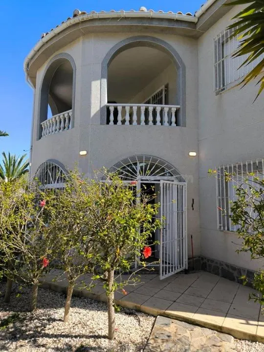 Villa 5 habitaciones 220m² en venta - El chaparral - foto 2