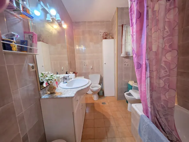 Magnifica vivienda para reformar, buena ocasion para invertir — 31