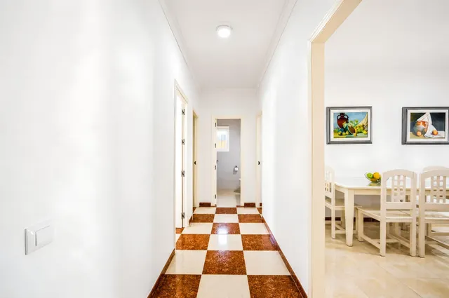 Chalet con amplia parcela en El Sotillo — 21