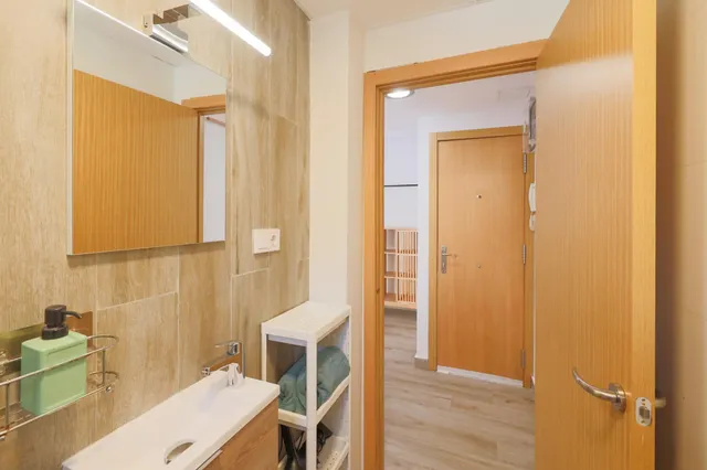 LOFT DE ALQUILER TEMPORAL CON ASCENSOR EN EL RAVAL — 16