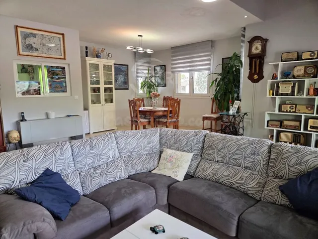 Chalet Independiente en Olias Del Rey — 5