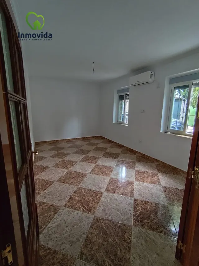 Amplia Casa en Cañero, Córdoba - Oportunidad Única por €240.000 — 14