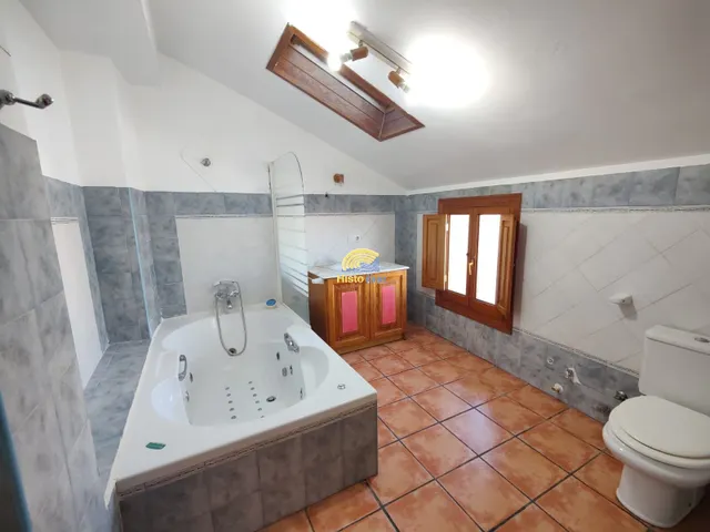 Encantadora Casa en el Casco Antiguo de Sagunto: Historia y Modernidad — 23