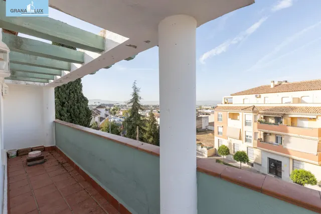 Casa independiente a 5 minutos de Granada en buen estado para entrar a vivir — 20