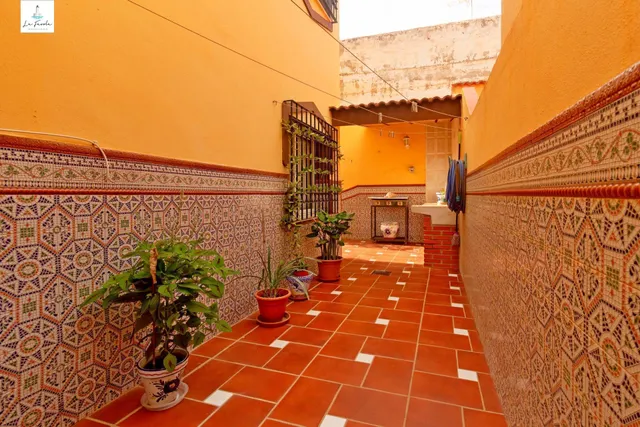 CASA CON VISTAS PANORAMICAS EN PUERTO DE LA TORRE — 38