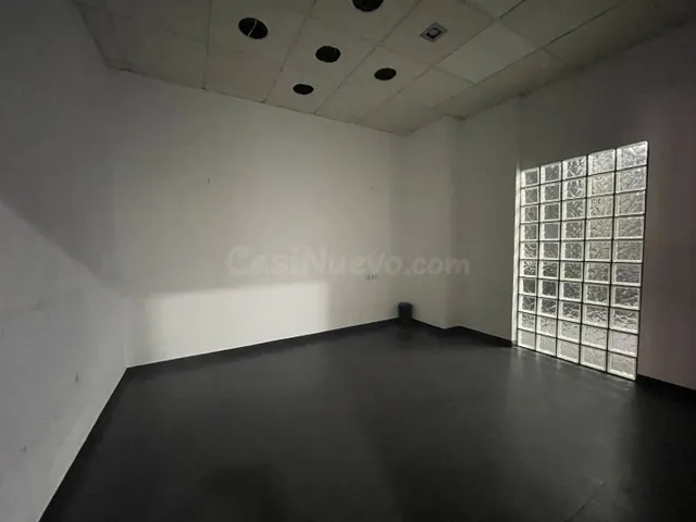 ALQUILER COMERCIAL EN EL CENTRO DE ANTEQUERA — 4