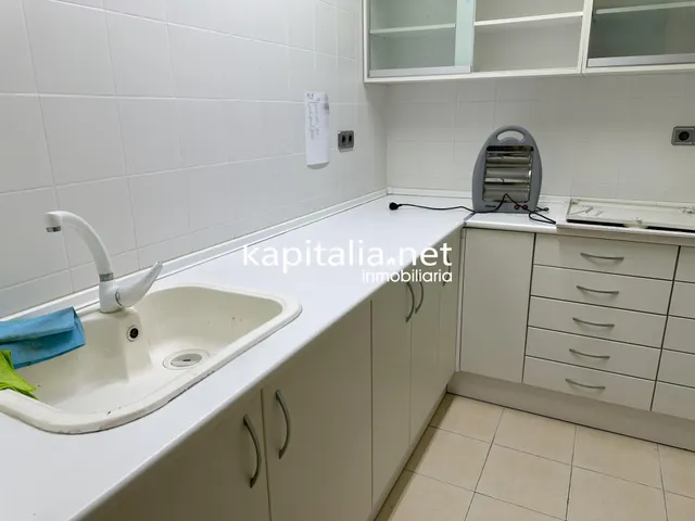 LOCAL EN CALLE PRINCIPAL DE ONTINYENT EN ALQUILER — 6