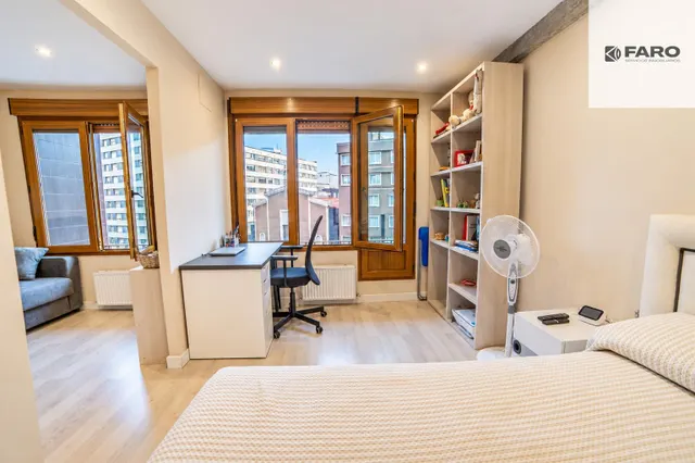 Piso reformado en avenida de la costa – Gijón | 3 habitaciones y 2 baños — 11