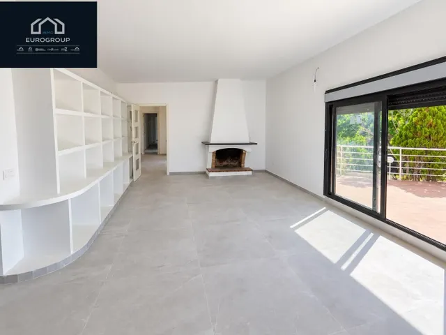 ESPECTACULAR VILLA CON 5 DORMITORIOS Y 4 BAÑOS, 450 M2 Y 3600 M2 DE PARCELA EN BENIDORM — 10