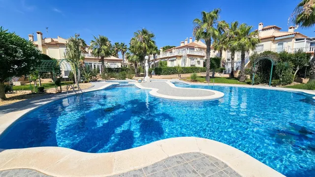 Bungalow 2 habitaciones 90m² en venta - Lomas de Campoamor-L - foto 4