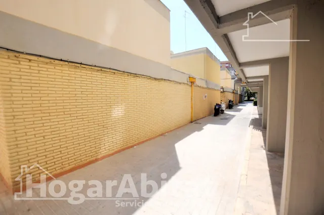 Adosado con terraza en zona tres forques — 35