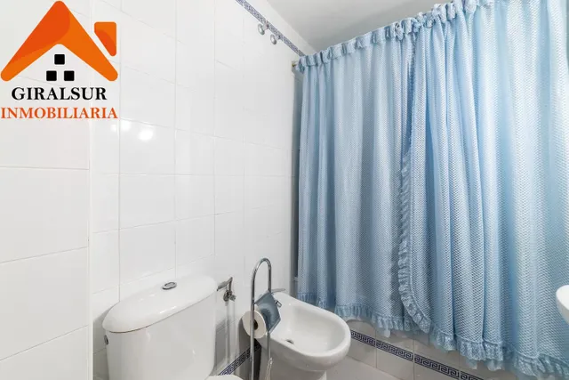 Piso en venta de renta libre en Sevilla — 16