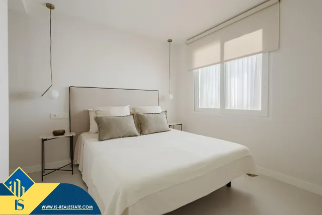 INCREÍBLE APARTAMENTO A PIE DE PLAYA, TOTALMENTE REFORMADO! — 36