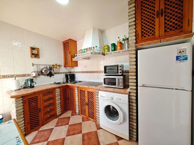 CHALET CON PISCINA EN SANCTI PETRI — 35