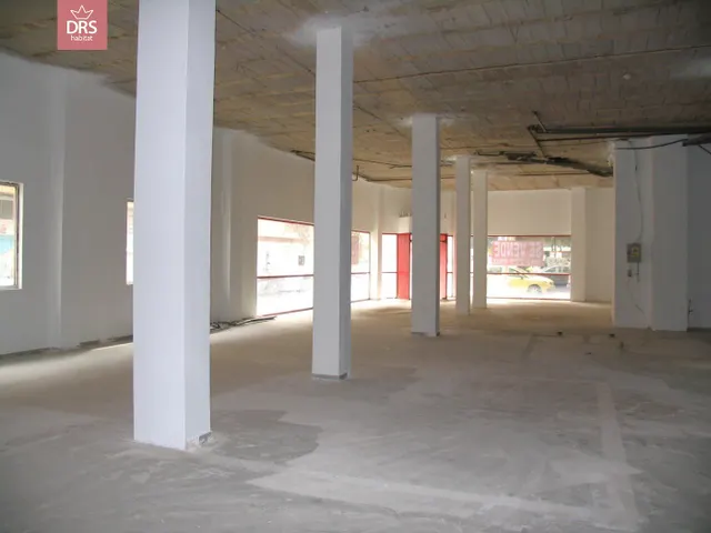 LOCAL PARA REFORMAR EN INDUSTRIA — 22