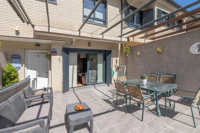 VENTA DE EXCLUSIVA CASA EN CARRETERA DE LA SIERRA - GRANADA — 19