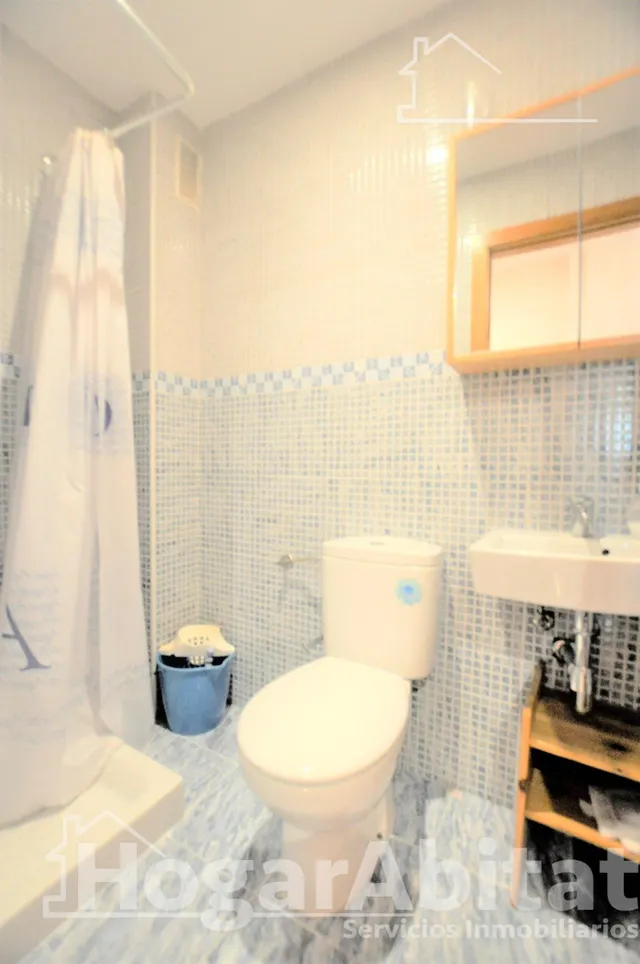 Excelente oportunidad en este amplio piso exterior con balcón, garaje y trastero — 26
