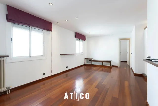 Ático con terraza privada en L'Antiga Esquerra de l'Eixample de Barcelona — 23